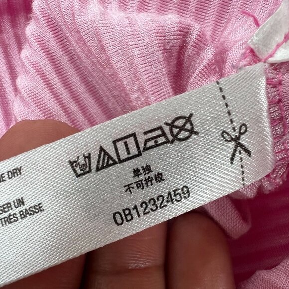 UO Out From Under XS Pink Velvet Bell Sleeve Crop Top Ribbed Square Neck Y2K - Picture 10 of 14